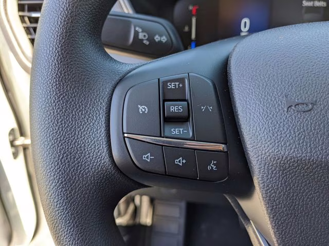 2026 Oxford White Ford Escape Active FWD SUV