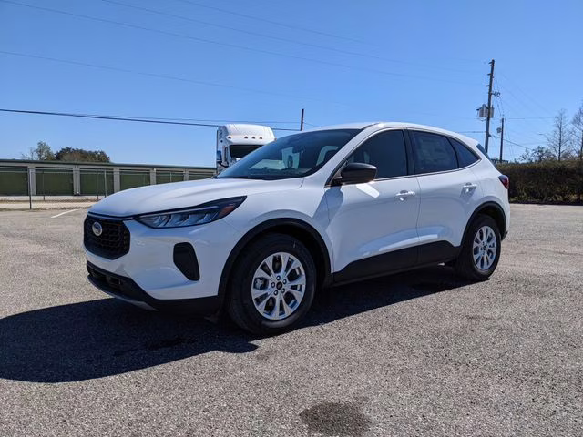 2026 Oxford White Ford Escape Active FWD SUV