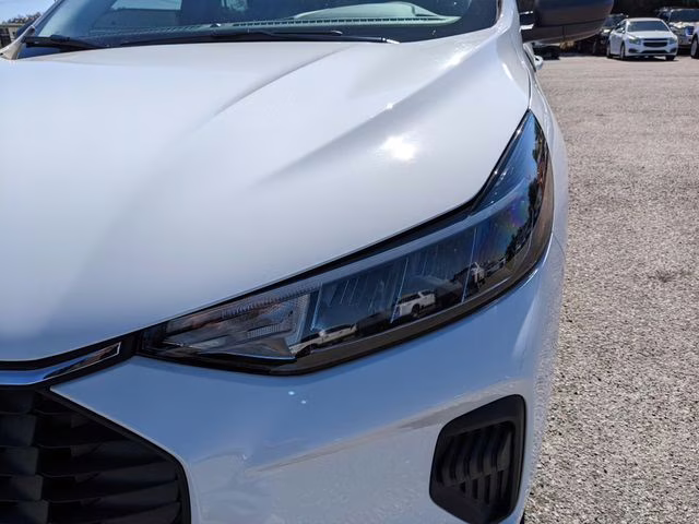 2026 Oxford White Ford Escape Active FWD SUV