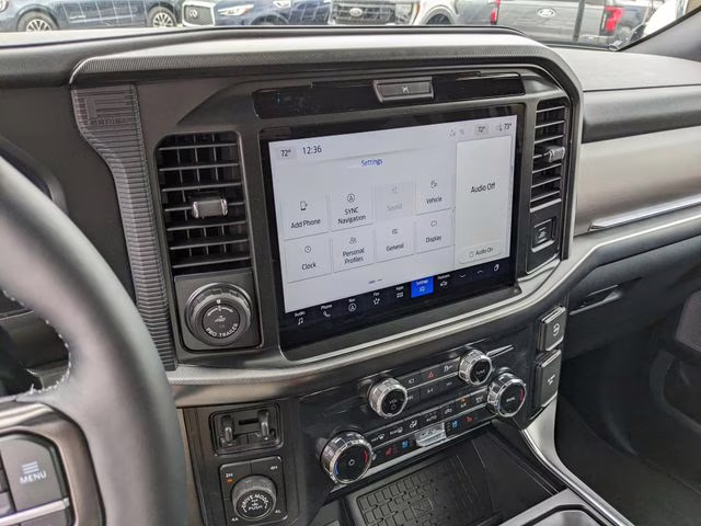 2025 Star White Metallic Tri-Coat Ford F-150 Platinum 4X4 Truck