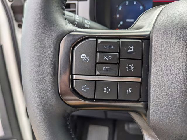 2025 Star White Metallic Tri-Coat Ford F-150 Platinum 4X4 Truck