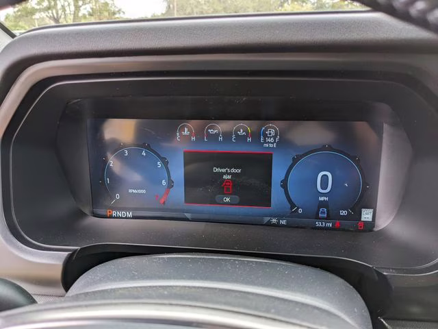 2025 Star White Metallic Tri-Coat Ford F-150 Platinum 4X4 Truck