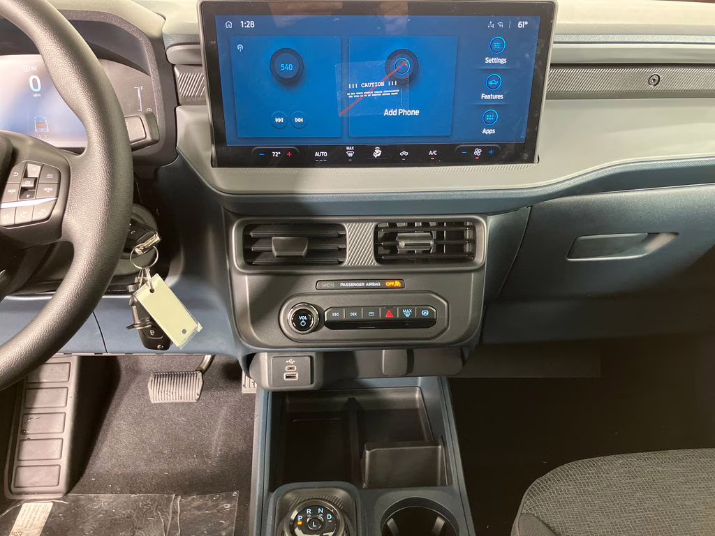 2026 Space White Metallic Ford Maverick XL FWD Truck