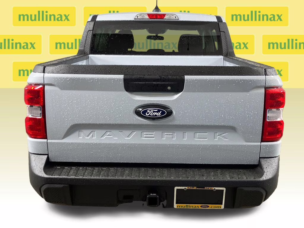 2026 Space White Metallic Ford Maverick XL FWD Truck