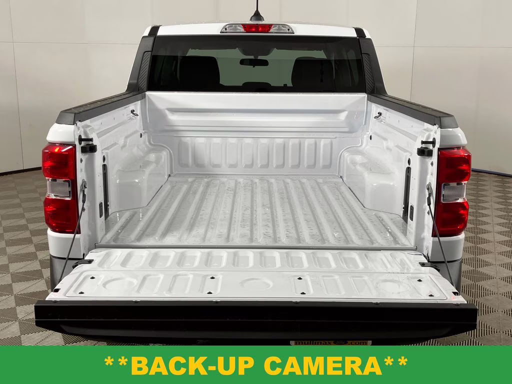 2026 Oxford White Ford Maverick XL AWD Truck