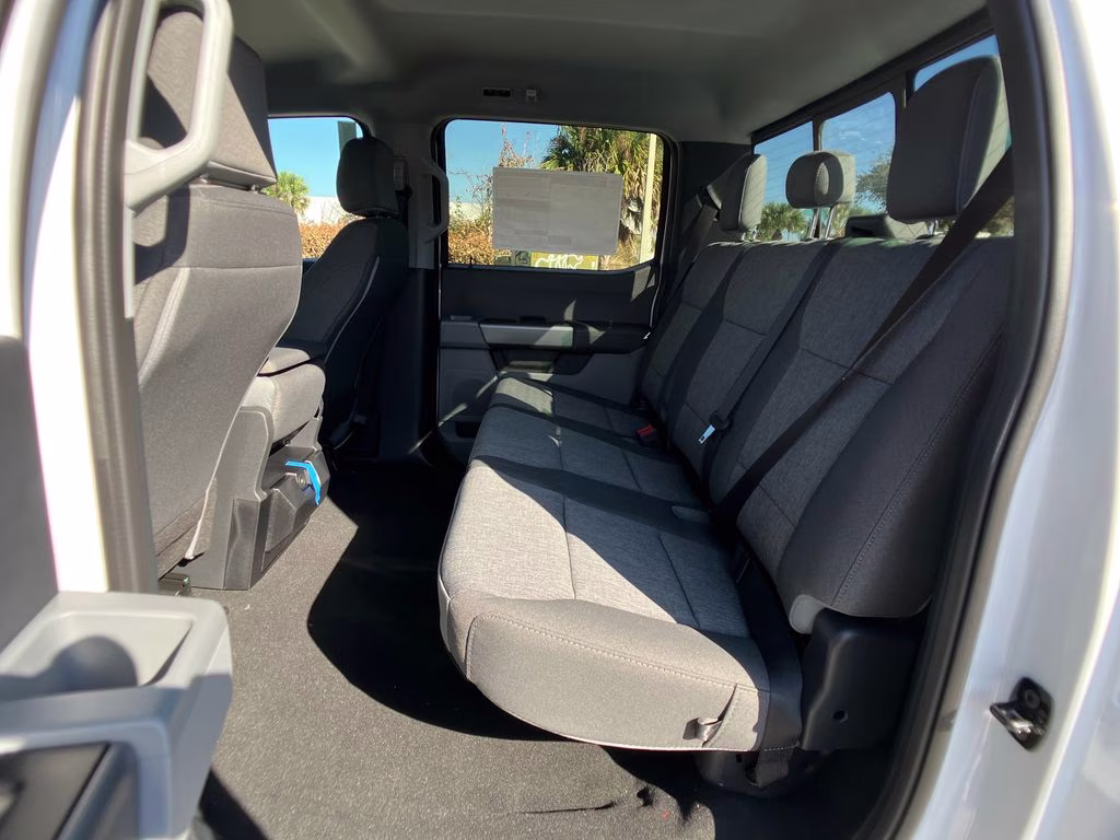 2026 Oxford White Ford Super Duty F-250 SRW STX 4X4 Truck