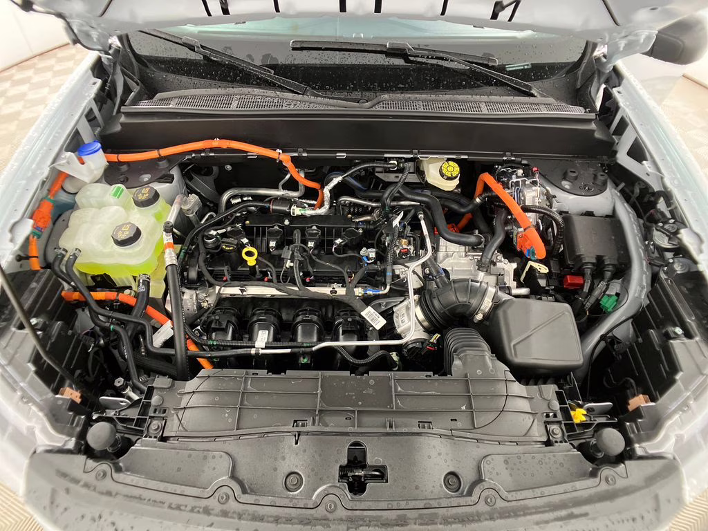 2026 Space White Metallic Ford Maverick XL FWD Truck