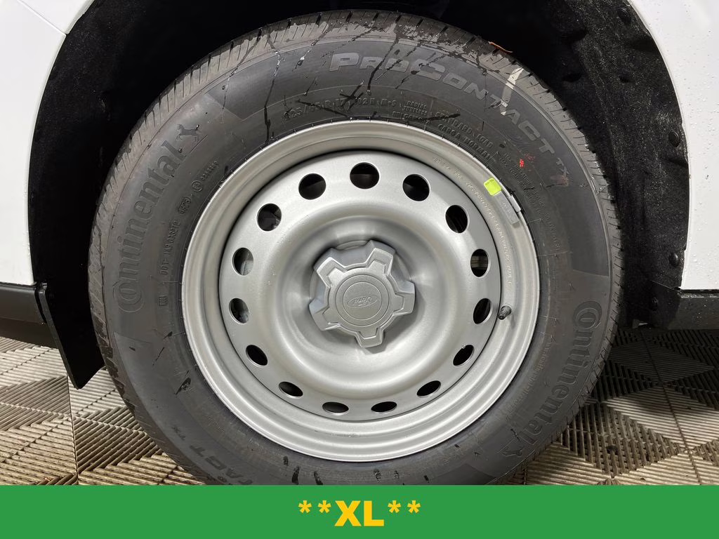 2026 Oxford White Ford Maverick XL AWD Truck