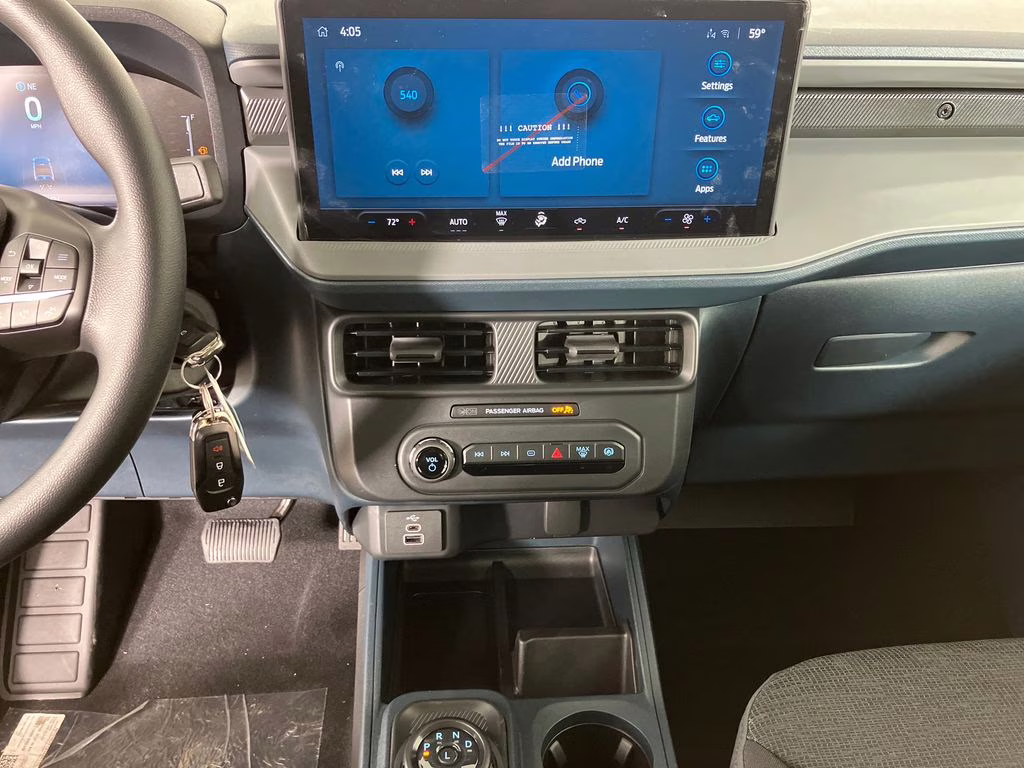 2026 Oxford White Ford Maverick XL AWD Truck