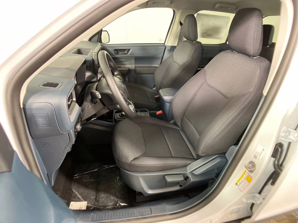 2026 Oxford White Ford Maverick XL AWD Truck