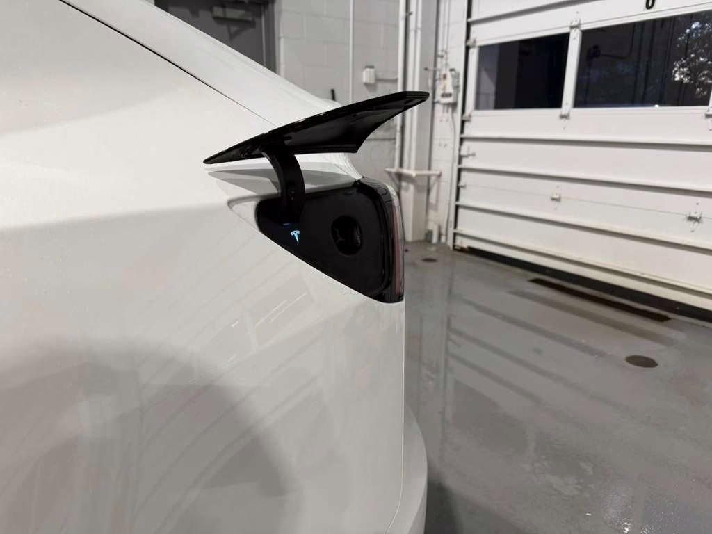 2021 Pearl White Multi-Coat Tesla Model Y Long Range AWD SUV