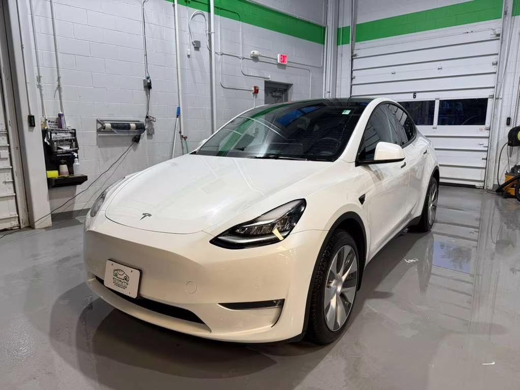 2021 Pearl White Multi-Coat Tesla Model Y Long Range AWD SUV