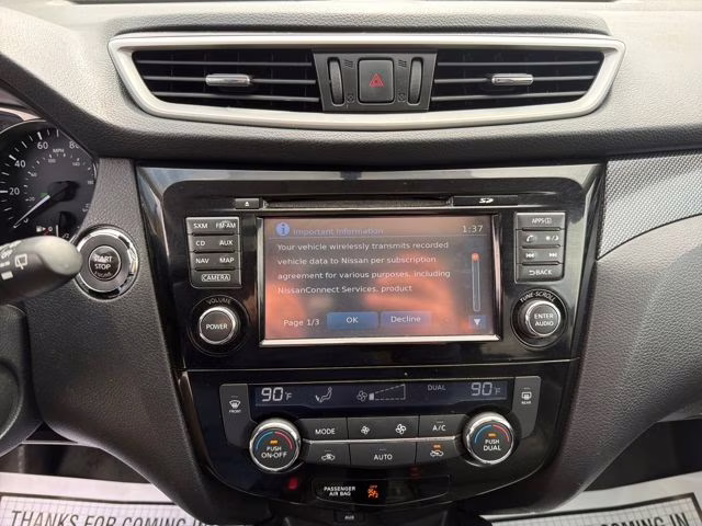 2016 Magnetic Black Nissan Rogue SL AWD SUV