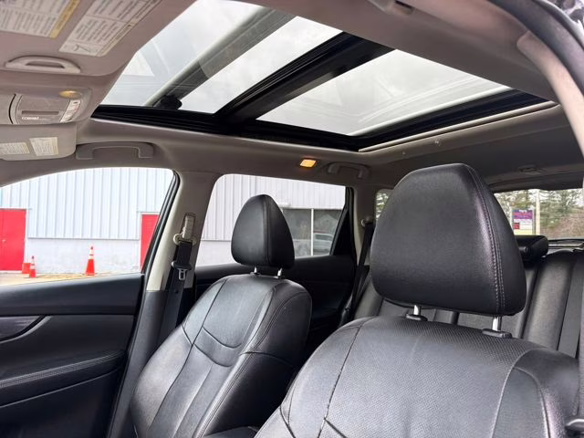 2016 Magnetic Black Nissan Rogue SL AWD SUV