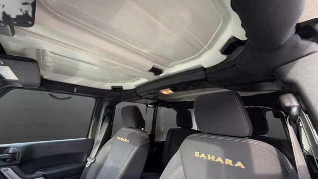 2016 Tank Clearcoat Jeep Wrangler Unlimited Sahara 4X4 SUV