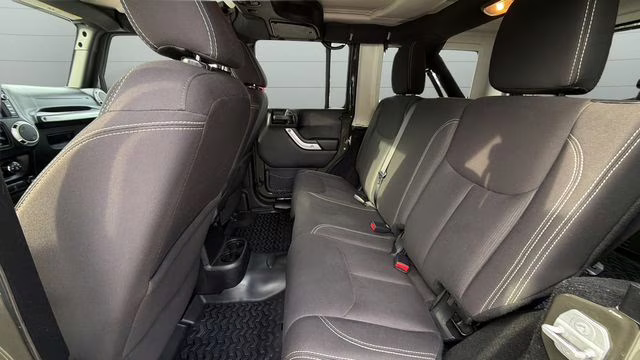 2016 Tank Clearcoat Jeep Wrangler Unlimited Sahara 4X4 SUV