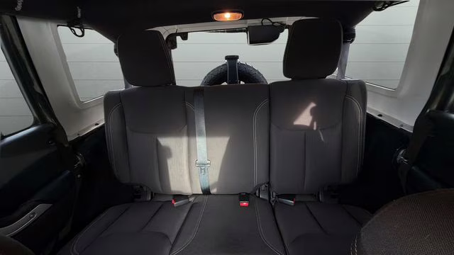 2016 Tank Clearcoat Jeep Wrangler Unlimited Sahara 4X4 SUV