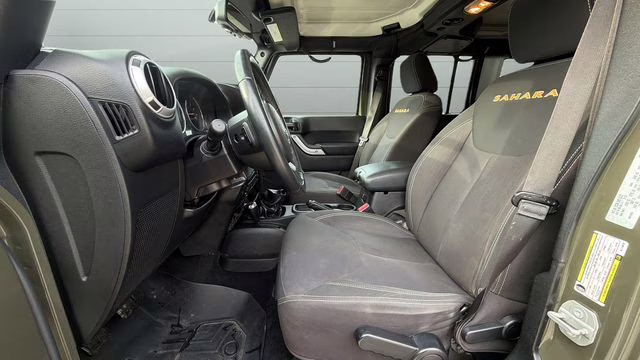 2016 Tank Clearcoat Jeep Wrangler Unlimited Sahara 4X4 SUV