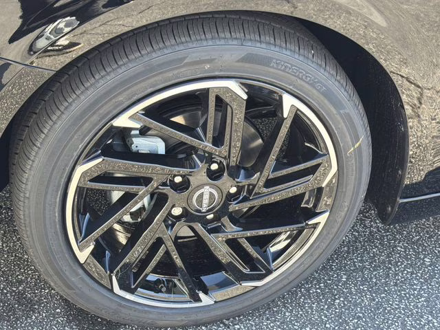 2026 Super Black Nissan Sentra SR FWD Sedan