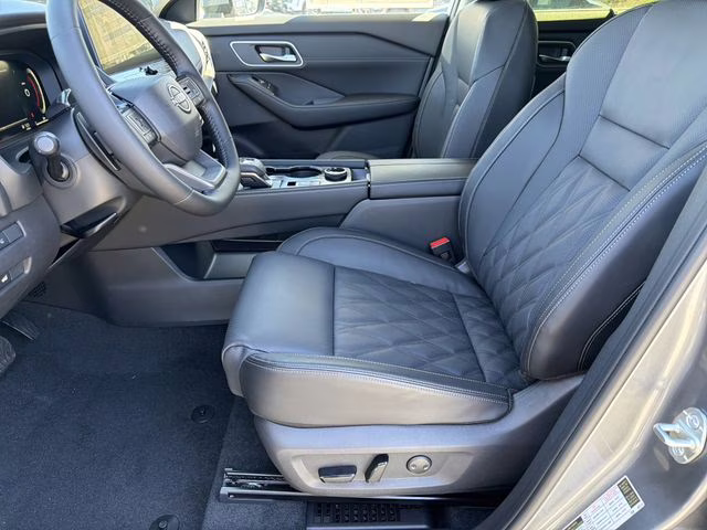 2026 Gun Metallic Nissan Rogue Platinum AWD SUV