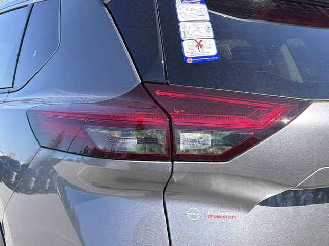 2026 Gun Metallic Nissan Rogue Platinum AWD SUV