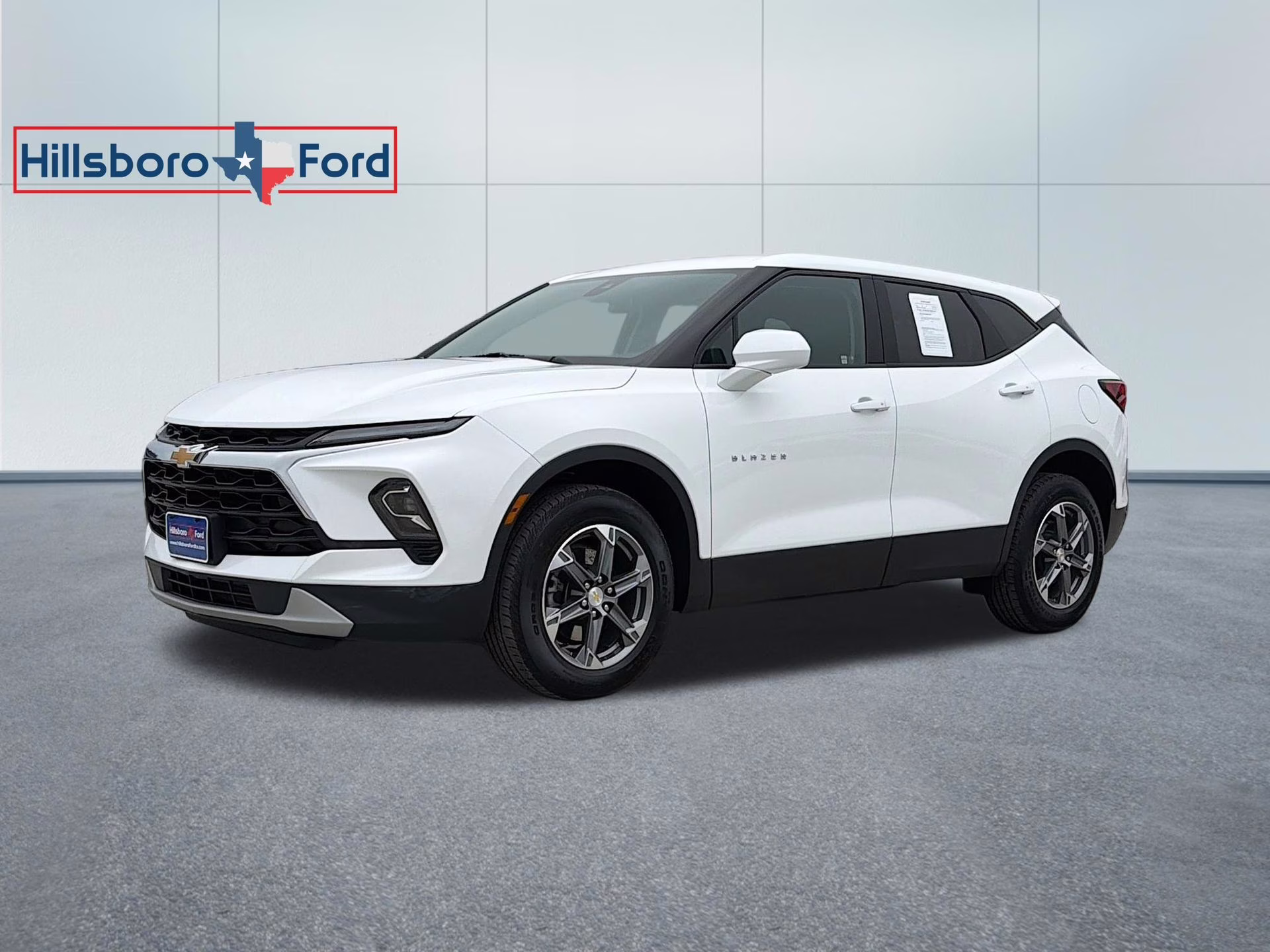 2023 Summit White Chevrolet Blazer LT FWD SUV