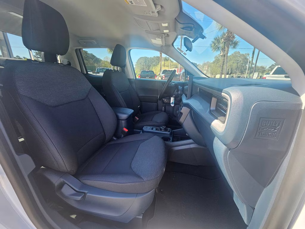 2026 Space White Metallic Ford Maverick XL FWD Truck