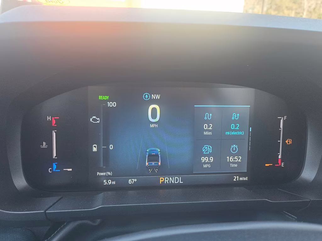 2026 Space White Metallic Ford Maverick XL FWD Truck