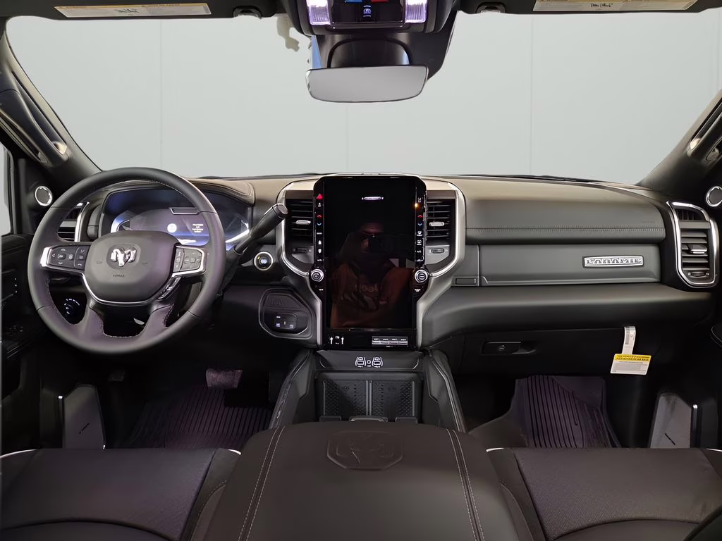 2026 Diamond Black Crystal Pearlcoat Ram 2500 Laramie 4X4 Truck