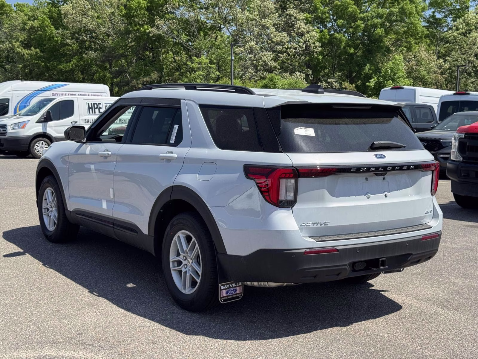 2026 Space White Metallic Ford Explorer Active w/100A Pkg 4WD 4X4 SUV