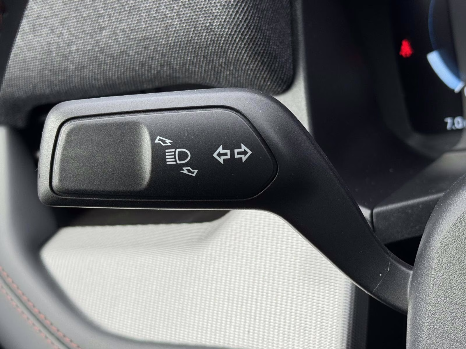 2026 Agate Black Metallic Ford Explorer Active w/200A Pkg 4WD 4X4 SUV