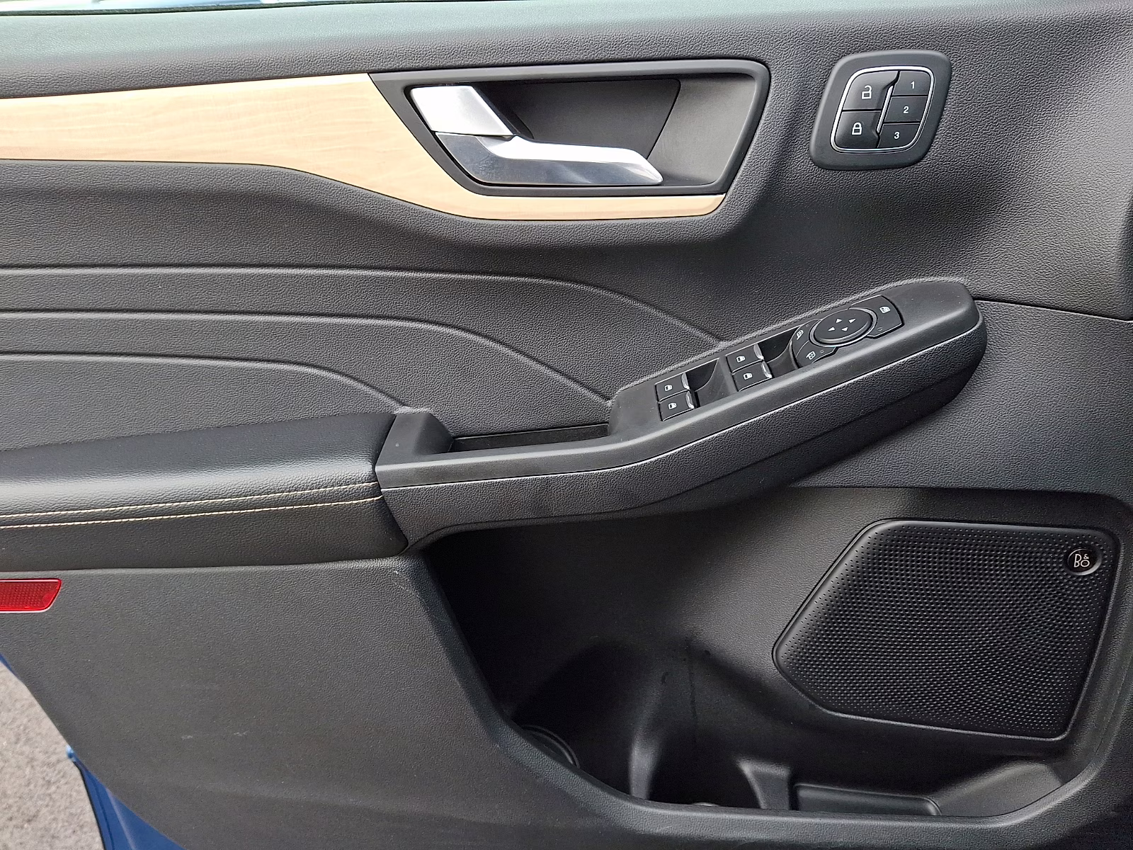 2022 Atlas Blue Metallic - B3 Ford Escape Titanium AWD