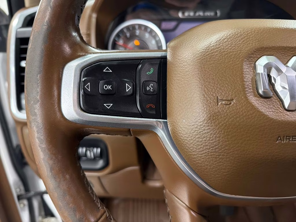 2019 Ivory White Tri-Coat Pearlcoat Ram 1500 Laramie RWD Truck