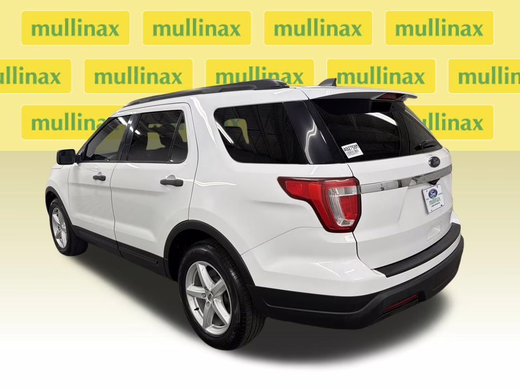 2019 Oxford White Ford Explorer Base FWD SUV
