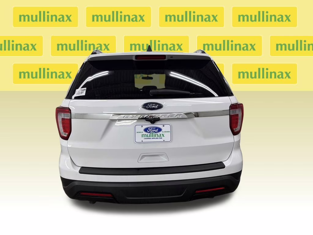 2019 Oxford White Ford Explorer Base FWD SUV