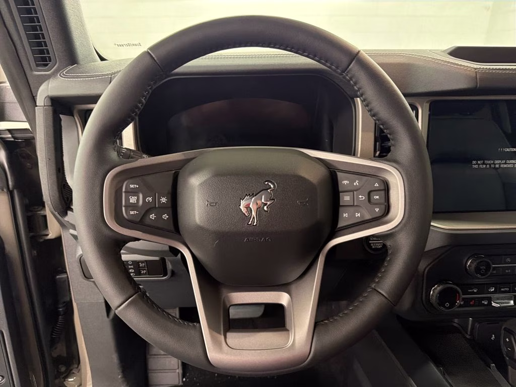 2025 MARSH GRAY Ford Bronco Outer Banks 4X4 SUV