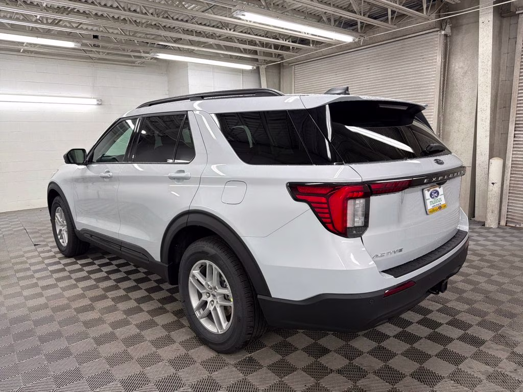 2026 SPACE SILVER Ford Explorer Active RWD SUV