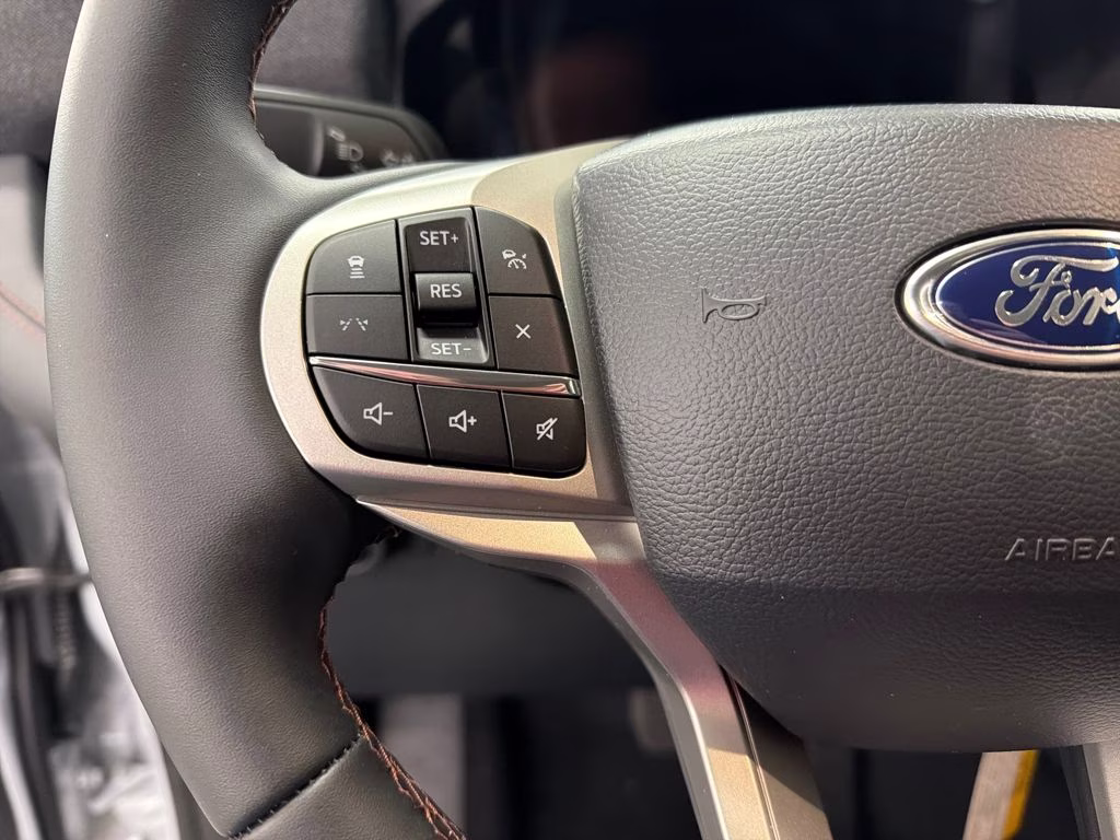 2026 SPACE SILVER Ford Explorer Active RWD SUV