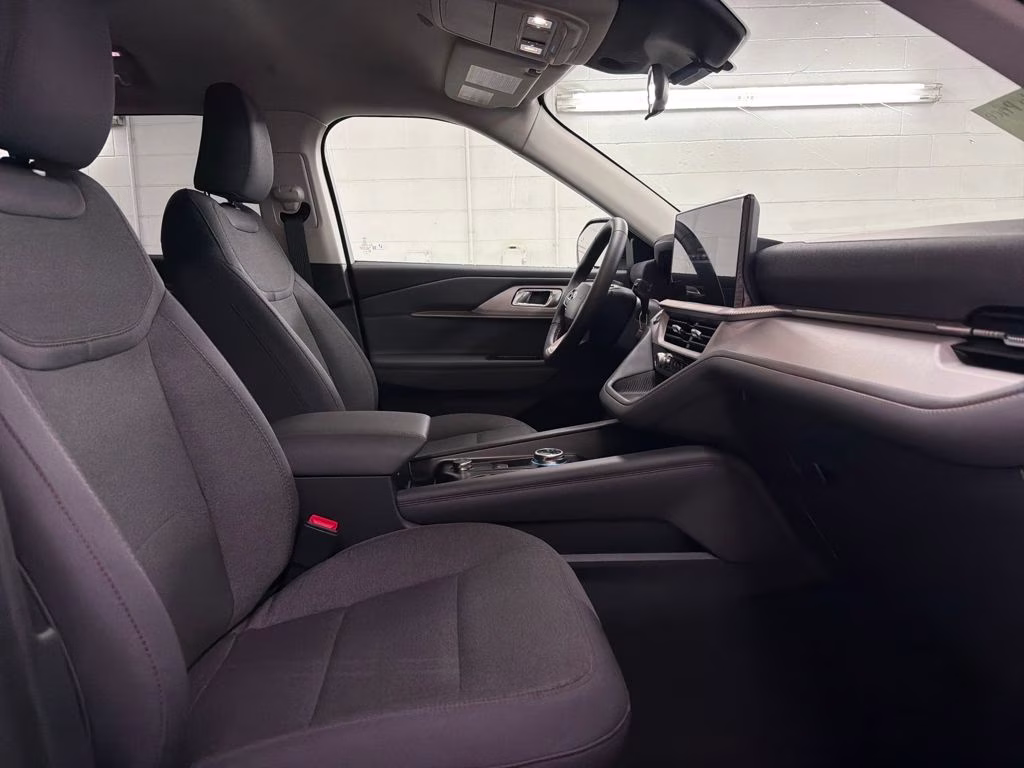 2026 SPACE SILVER Ford Explorer Active RWD SUV