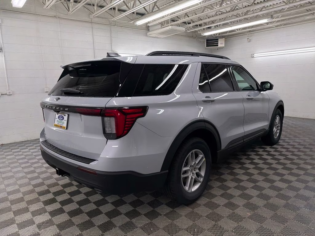 2026 SPACE SILVER Ford Explorer Active RWD SUV