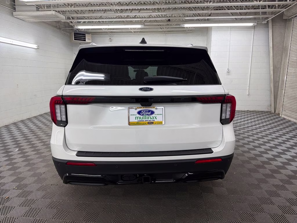 2026 STAR WHITE TRI-COAT Ford Explorer ST-Line RWD SUV