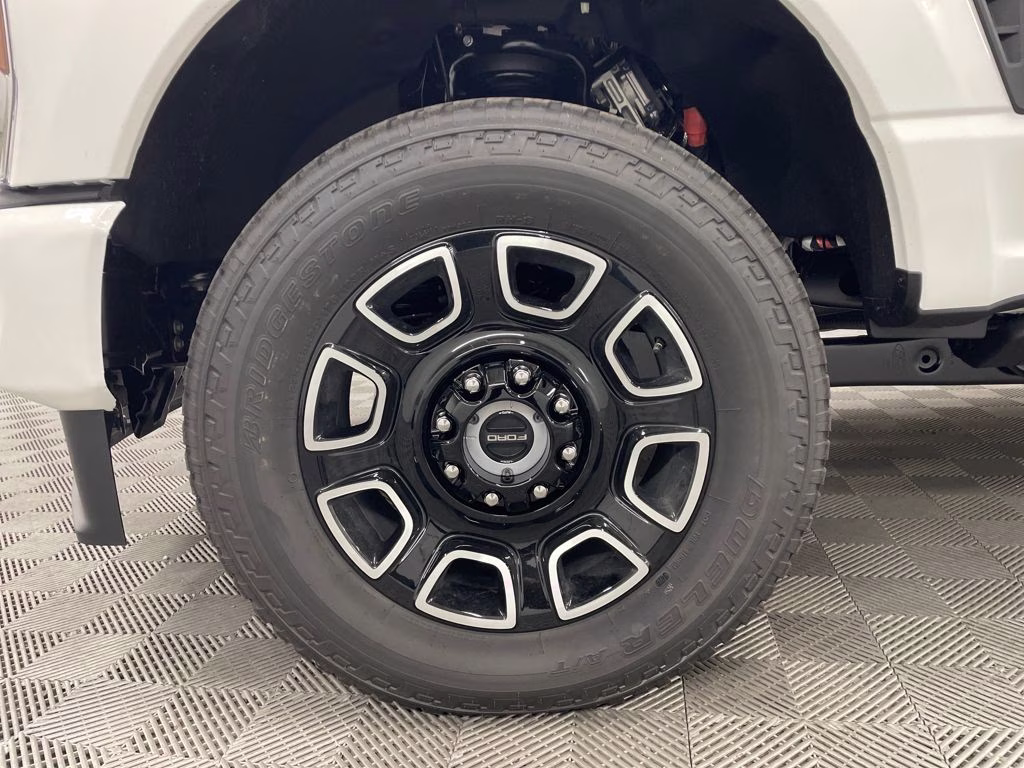 2026 STAR WHITE Ford Super Duty F-350 SRW Platinum 4X4 Truck