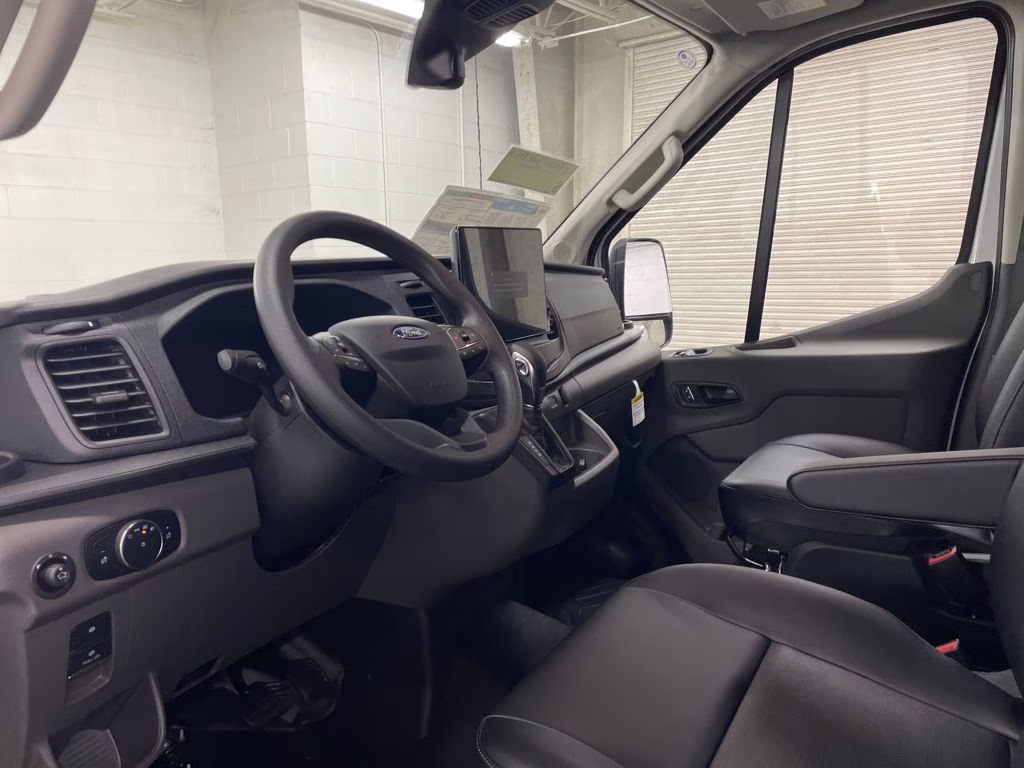 2026 OXFORD WHITE Ford Transit-250 XL RWD Van