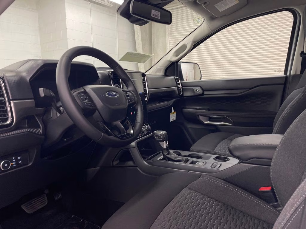 2025 OXFORD WHITE Ford Ranger XLT RWD Truck