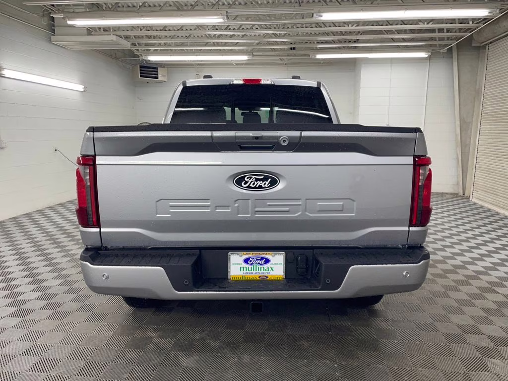 2025 ICONIC SILVER Ford F-150 XLT 4X4 Truck