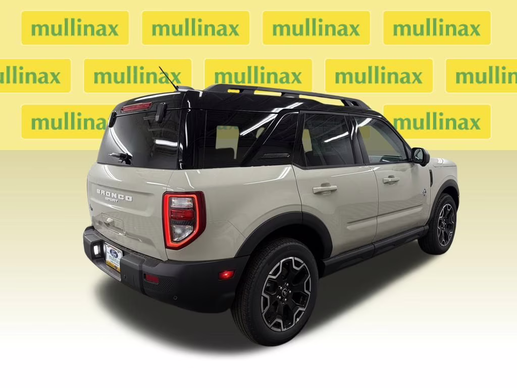 2025 Beige Ford Bronco Sport Outer Banks 4X4 SUV