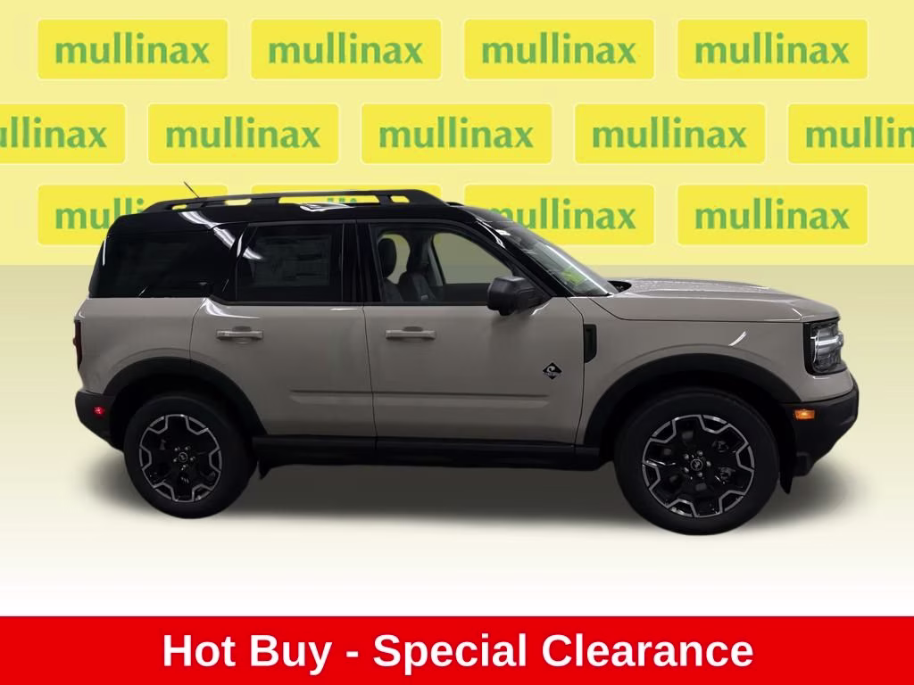2025 Beige Ford Bronco Sport Outer Banks 4X4 SUV