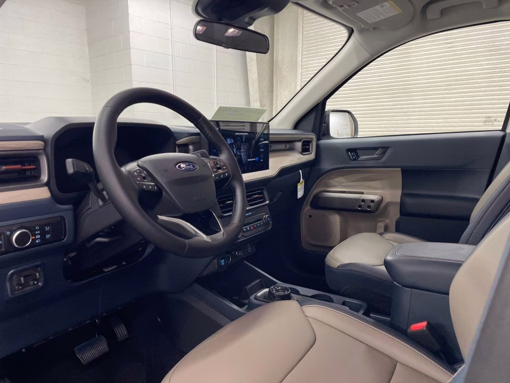 2025 OXFORD WHITE Ford Maverick Lariat AWD Truck