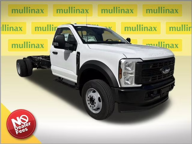 2024 Oxford White Ford Super Duty F-600 XL RWD Chassis