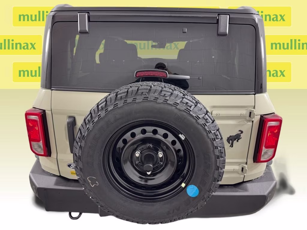 2026 Desert Sand Ford Bronco Big Bend 4X4 SUV